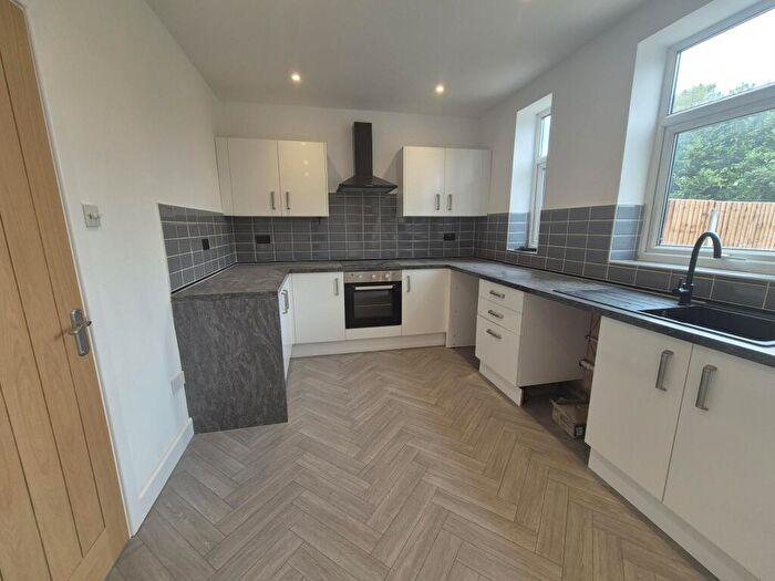 3 Bedroom Mews To Rent In Corporation Road, Audenshaw, M34