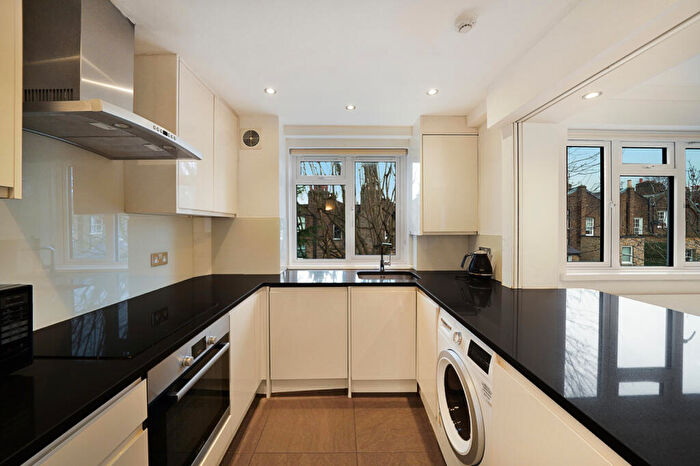 3 Bedroom Flat To Rent In Aquila Street, St John's Wood, NW8