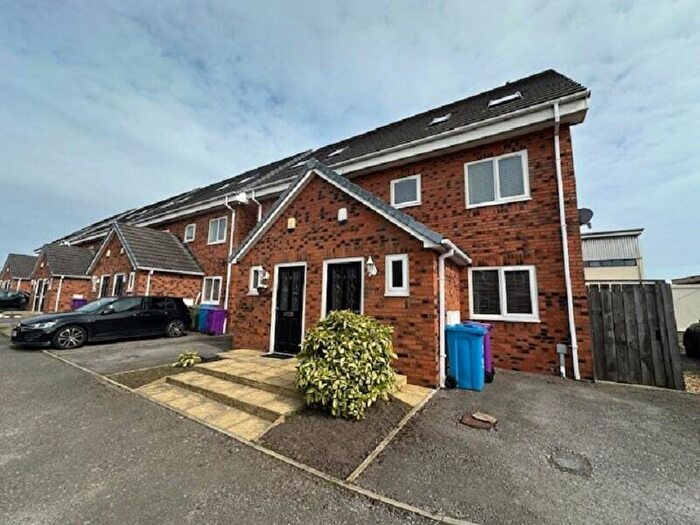 3 Bedroom Town House For Sale In Proto Close, Liverpool, Merseyside., L24