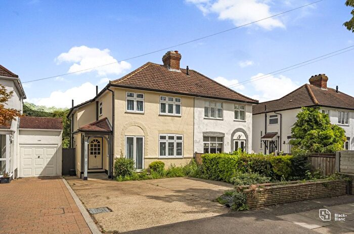 4 Bedroom Semi-Detached House To Rent In Queensway, West Wickham, BR4