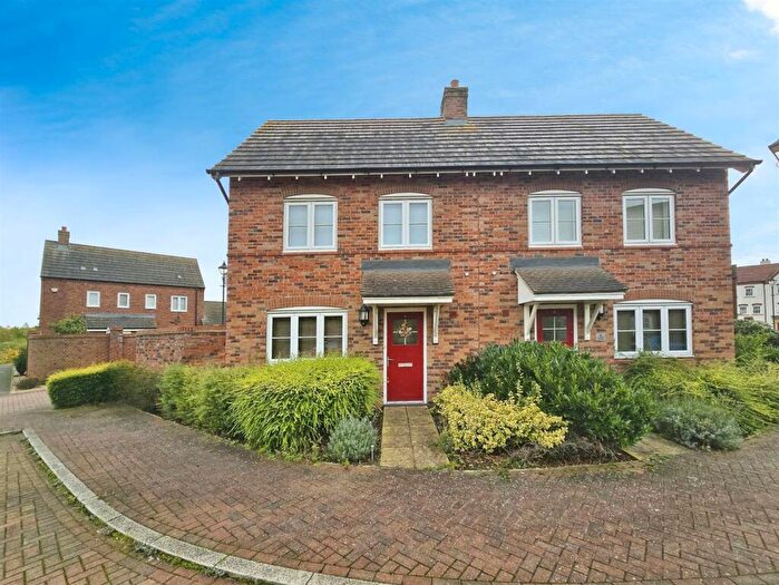 2 Bedroom Semi-Detached House To Rent In Crouch Gardens, Kempston, Bedford, MK42