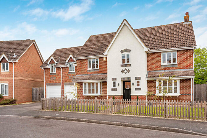 5 Bedroom Detached House For Sale In Willow Lane, Abingdon, OX14