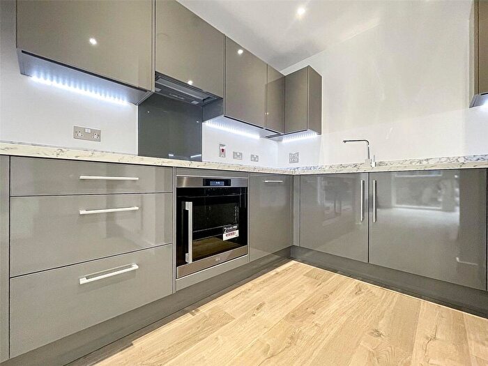 1 Bedroom Flat To Rent In Craft Court, Regal Walk, Bexleyheath, DA6