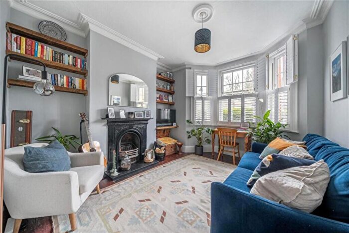 1 Bedroom Flat For Sale In Councillor Street, Camberwell, SE5