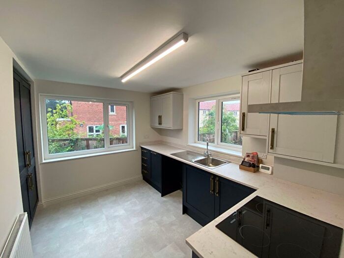 2 Bedroom Maisonette To Rent In Harworth Place, Bawtry, Doncaster, DN10