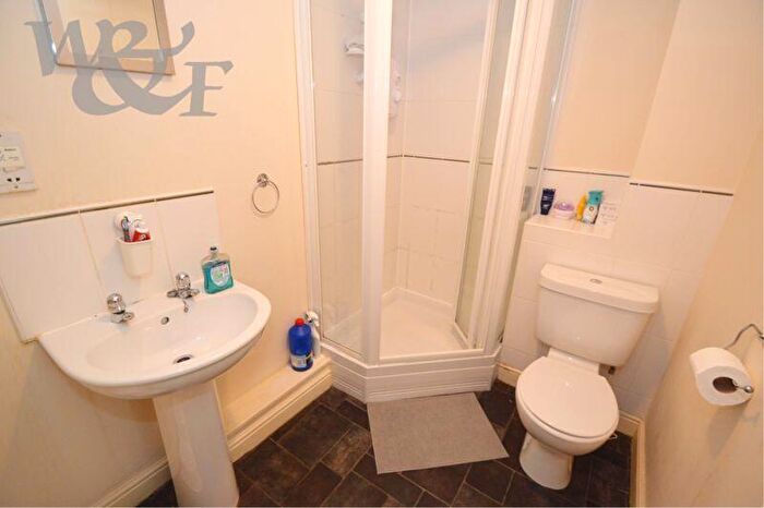 2 Bedroom Flat For Sale In City Gate, Erdington, Birmingham, B23