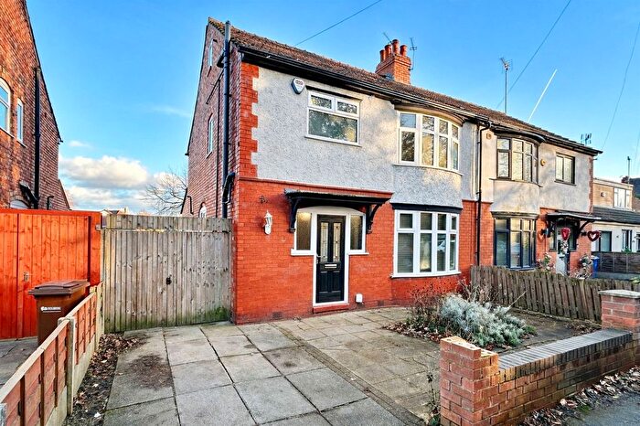 4 Bedroom Property For Sale In Park Road, Cheadle, SK8