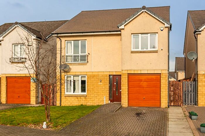 4 Bedroom Detached House For Sale In Joseph Cumming Gardens, Broxburn, EH52