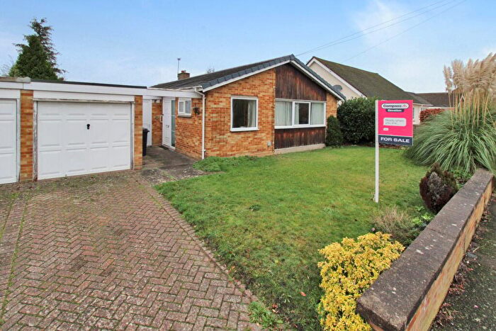 3 Bedroom Detached Bungalow For Sale In Cricket Lane, Bedford, MK41