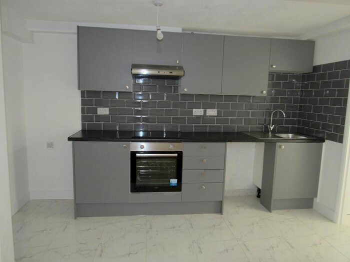 1 Bedroom Flat To Rent In Watkin Terrace, Northampton, Northamptonshire, NN1