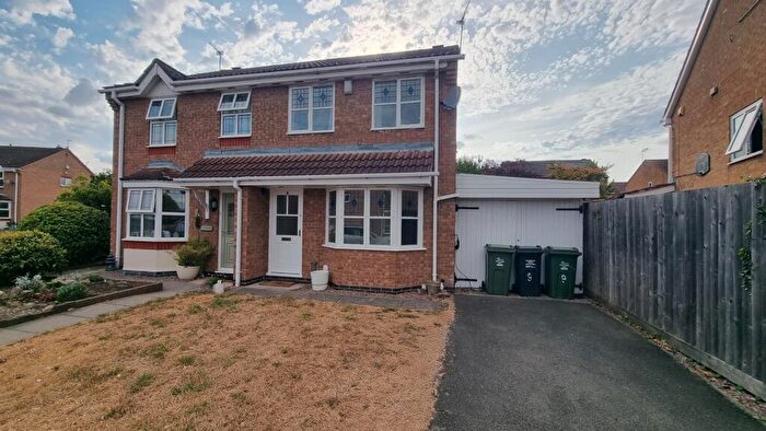 3 Bedroom Semi-Detached House To Rent In The Osiers, Loughborough, LE11