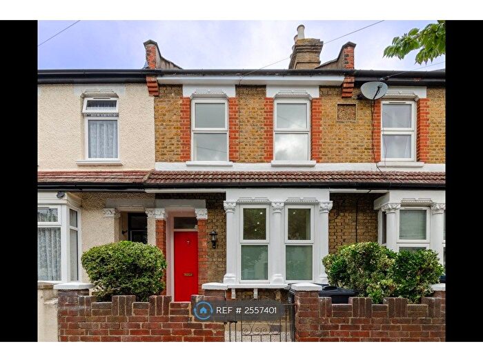 3 Bedroom Terraced House To Rent In Edward Road, Croydon, CR0