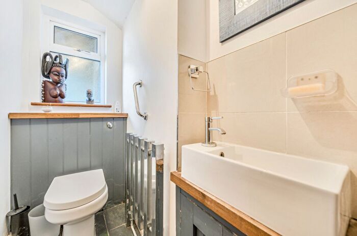 4 Bedroom Detached House For Sale In Ashcroft Gardens, Cirencester, Gloucestershire, GL7