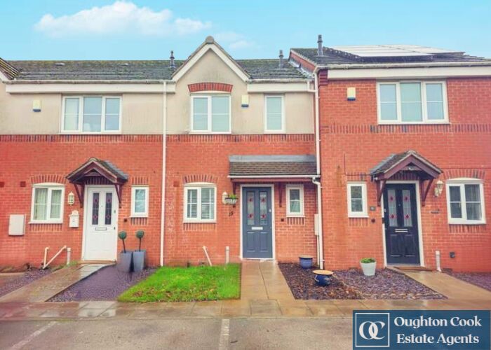 2 Bedroom Terraced House For Sale In Charles Eaton Court, CV12