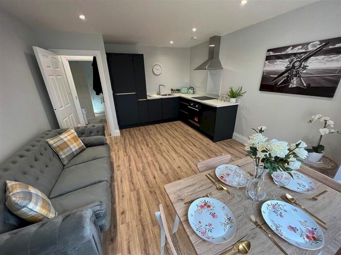 1 Bedroom Flat To Rent In Westminster House, Ellesmere Road, Ellesmere Park, Manchester, M30