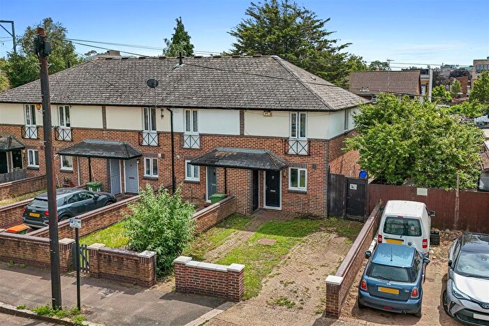 2 Bedroom Semi-Detached House For Sale In Bignold Road, London, E7