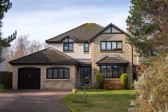 5 Bedroom Detached House For Sale In Eskfield Grove, Eskbank, Dalkeith, Midlothian, EH22