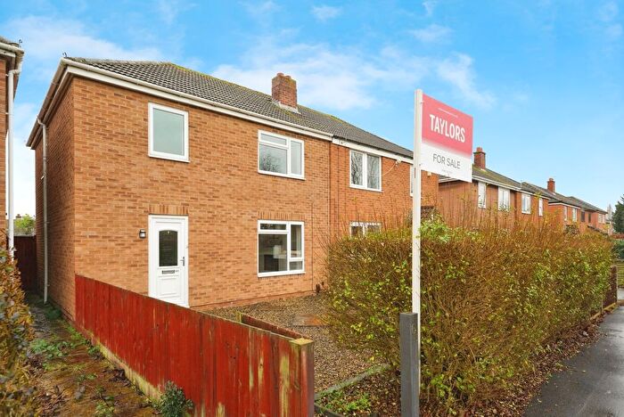 3 Bedroom Semi Detached House For Sale In Rookery Road, Innsworth, Gloucester, Gloucestershire, GL3