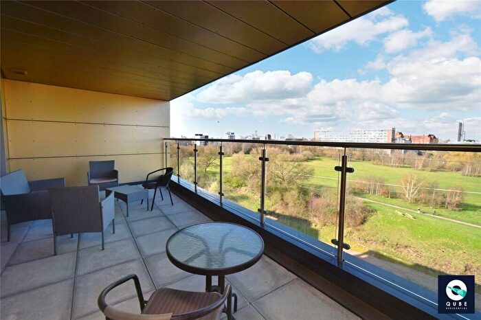 1 Bedroom Apartment For Sale In Adelphi Street, Salford, Greater Manchester, M3