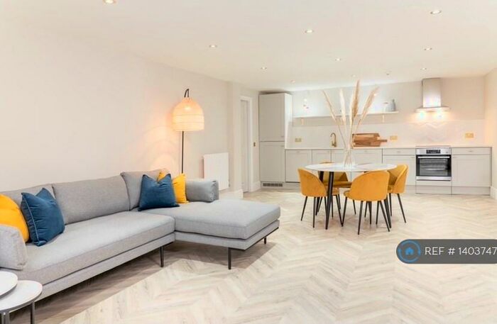 2 Bedroom Flat To Rent In East Circus Street, Nottingham, NG1