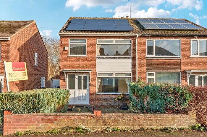 3 Bedroom Semi-Detached House To Rent In Banbury, Oxfordshire, OX16