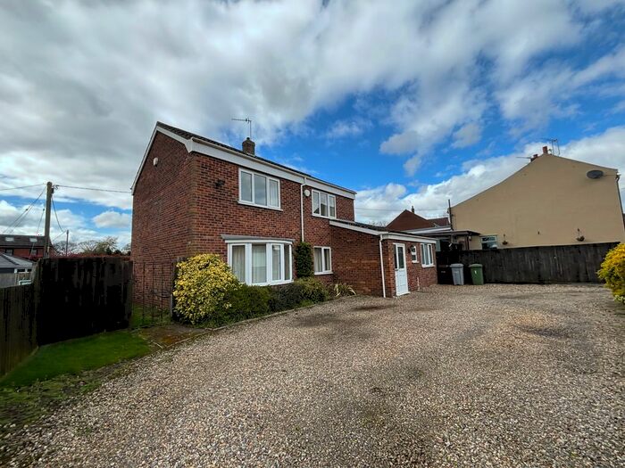 3 Bedroom Detached House To Rent In Cromer Road, Hevingham, Norwich, NR10