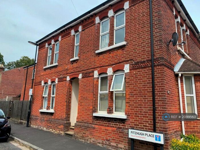 1 Bedroom Flat To Rent In Cromwell Road, Southampton, SO15