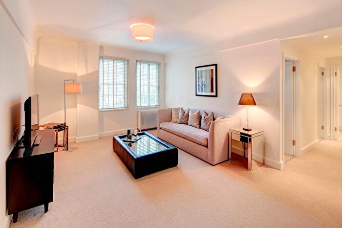 2 Bedroom Flat To Rent In Pelham Court, Fulham Road, Chelsea, SW3