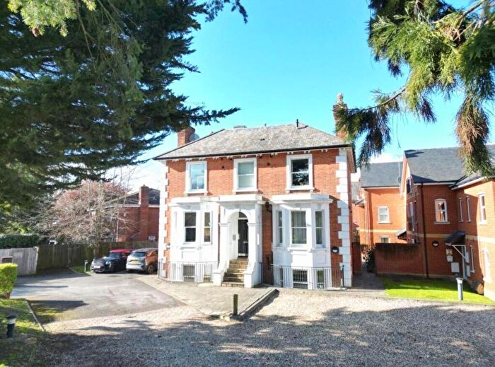 1 Bedroom Flat For Sale In Crescent Road, Reading, RG1