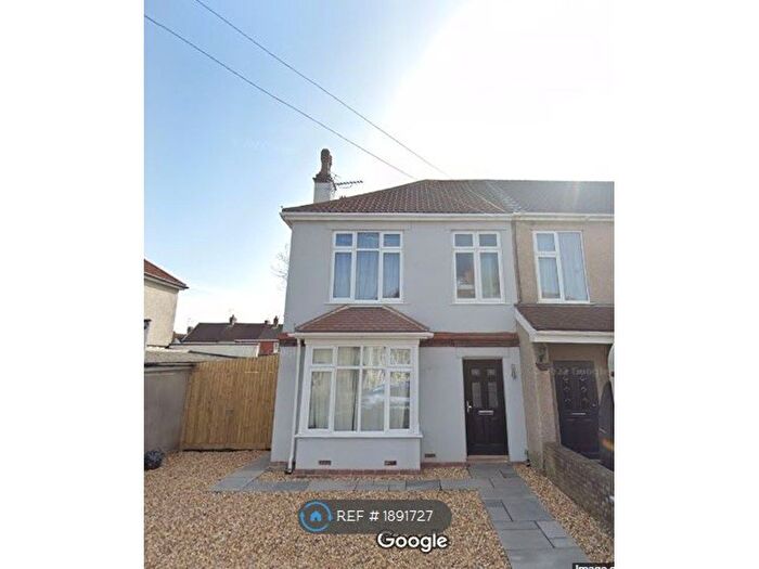 Studio To Rent In Grantham Road, Bristol, BS15