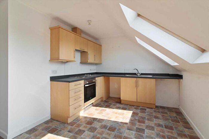 2 Bedroom Apartment To Rent In Hardwick House, Holmewood, S42