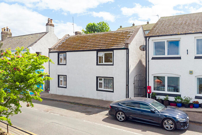 2 Bedroom Detached House For Sale In Brownlow Place, Montrose, DD10