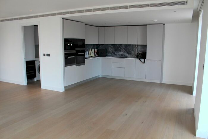 3 Bedroom Flat To Rent In 54 Wood Ln, London W12