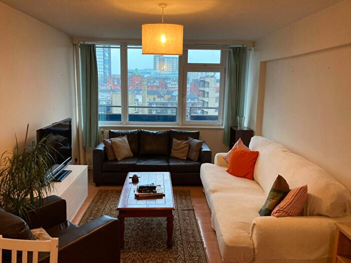 2 Bedroom Apartment To Rent In Charles Square, Hackney, London, N1