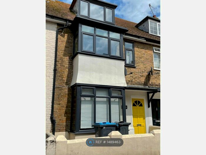 3 Bedroom Terraced House To Rent In New Street, Margate, CT9