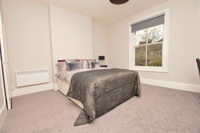 Studio To Rent In Ethelbert Road Bromley, BR1