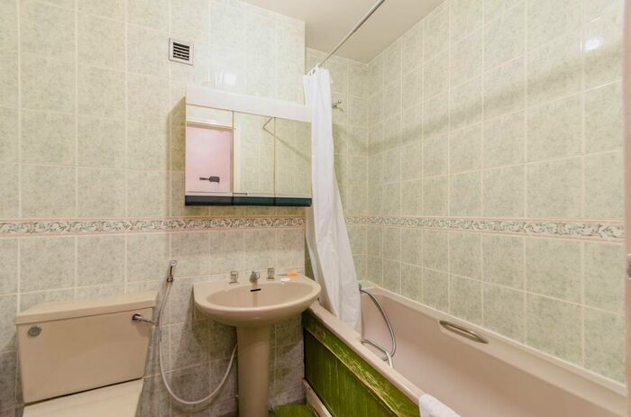 1 Bedroom Studio To Rent In Cromwell Road, Kensington, London, SW5