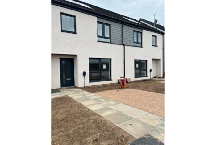 3 Bedroom End Of Terrace House To Rent In Windle Road, Edinburgh, EH12