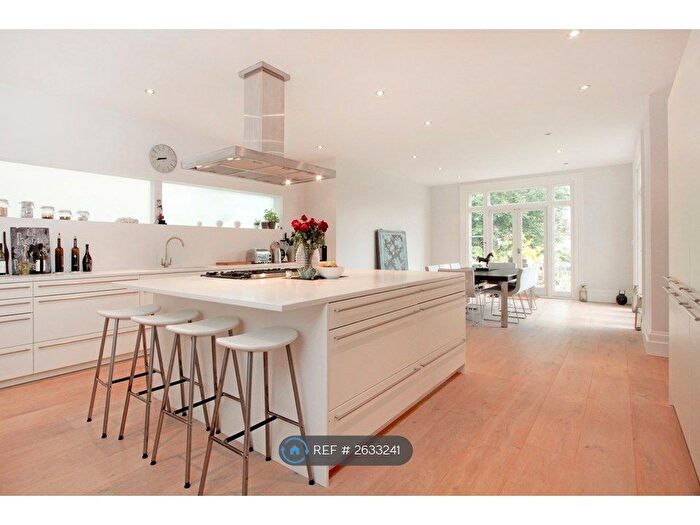 4 Bedroom Semi-detached House To Rent In Queens Road, Tunbridge Wells, TN4
