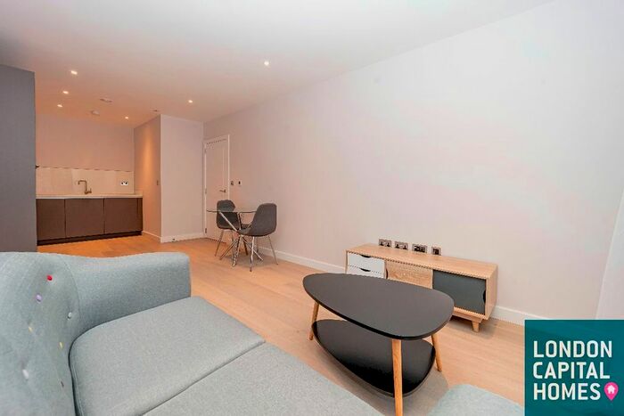 1 Bedroom Flat To Rent In The Boulevard, Ufford Street, London, SE1