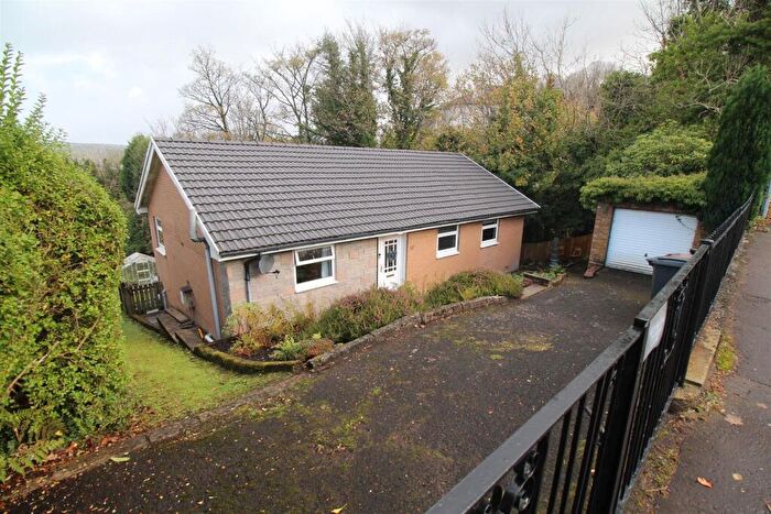 3 Bedroom Detached Bungalow For Sale In Victoria Road, Gourock, PA19