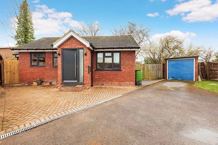 3 Bedroom Detached Bungalow To Rent In Bourne Avenue, Windsor, SL4