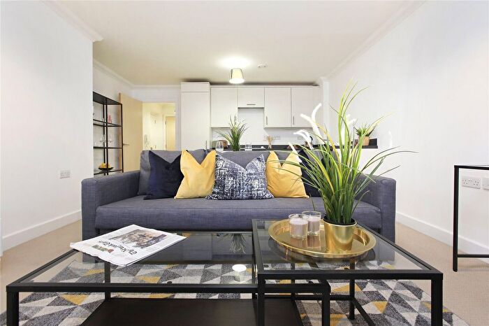 1 Bedroom Flat To Rent In Maud Chadburn Place, Clapham South, SW4