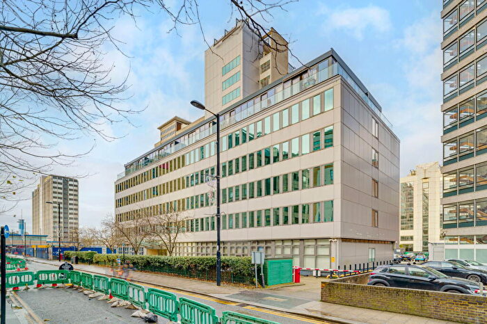 2 Bedroom Flat To Rent In Lansdowne Road, Croydon, CR0