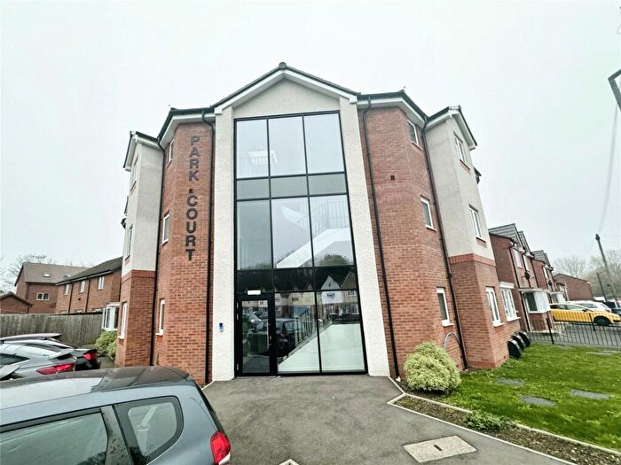 2 Bedroom Flat To Rent In Alexandra Road, Tipton, West Midlands, DY4