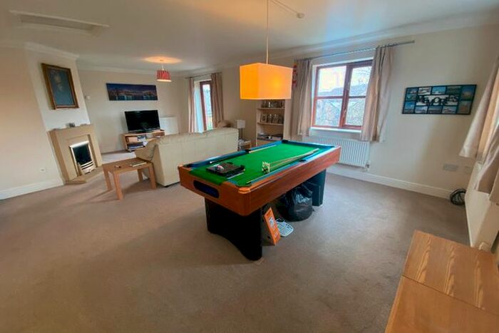 2 Bedroom Flat To Rent In Winstanley Lane, Shenley Lodge, Milton Keynes, MK5