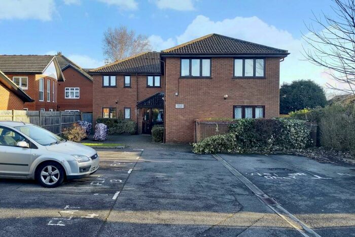 1 Bedroom Apartment To Rent In Pirton Court, Hemel Hempstead, Unfurnished, Available Now, HP2