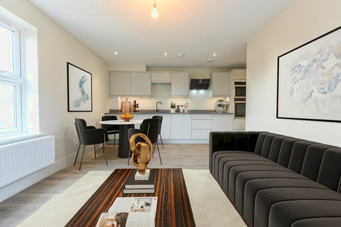 2 Bedroom Flat To Rent In Brokenford Lane, Totton, Southampton, Hampshire, SO40