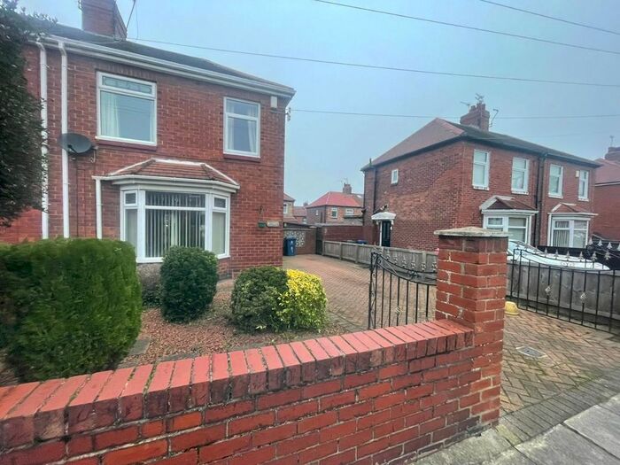 2 Bedroom Semi-Detached House To Rent In Hyperion Avenue, South Shields, Tyne And Wear, NE34