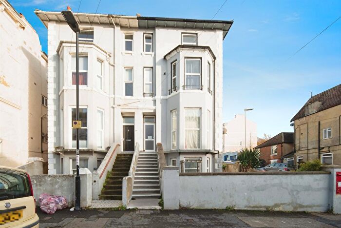 2 Bedroom Flat For Sale In Church Road, St. Leonards-On-Sea, TN37